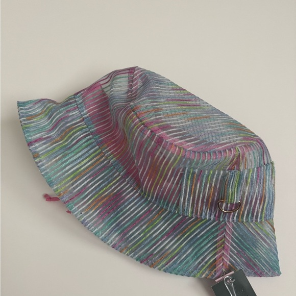 Wild Fable Mesh Utility Bucket Hat- Rainbow Pattern One Size Lightweight NWT - Picture 5 of 6